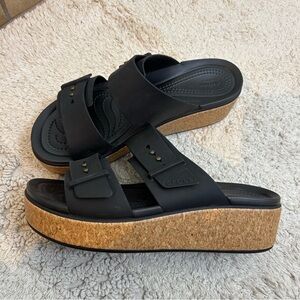 Crocs Brooklyn Cork Buckle Sandals